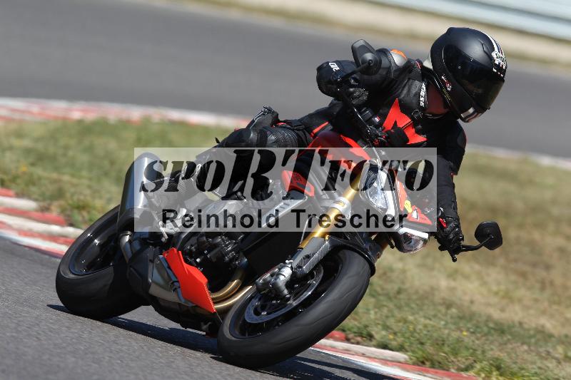 Archiv-2022/51 10.08.2022 Freeride Training ADR/Medium/40